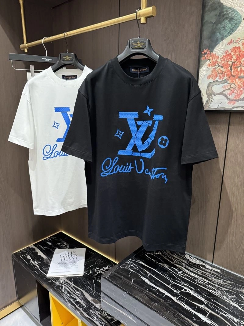 Louis Vuitton T-Shirts Casual 133333