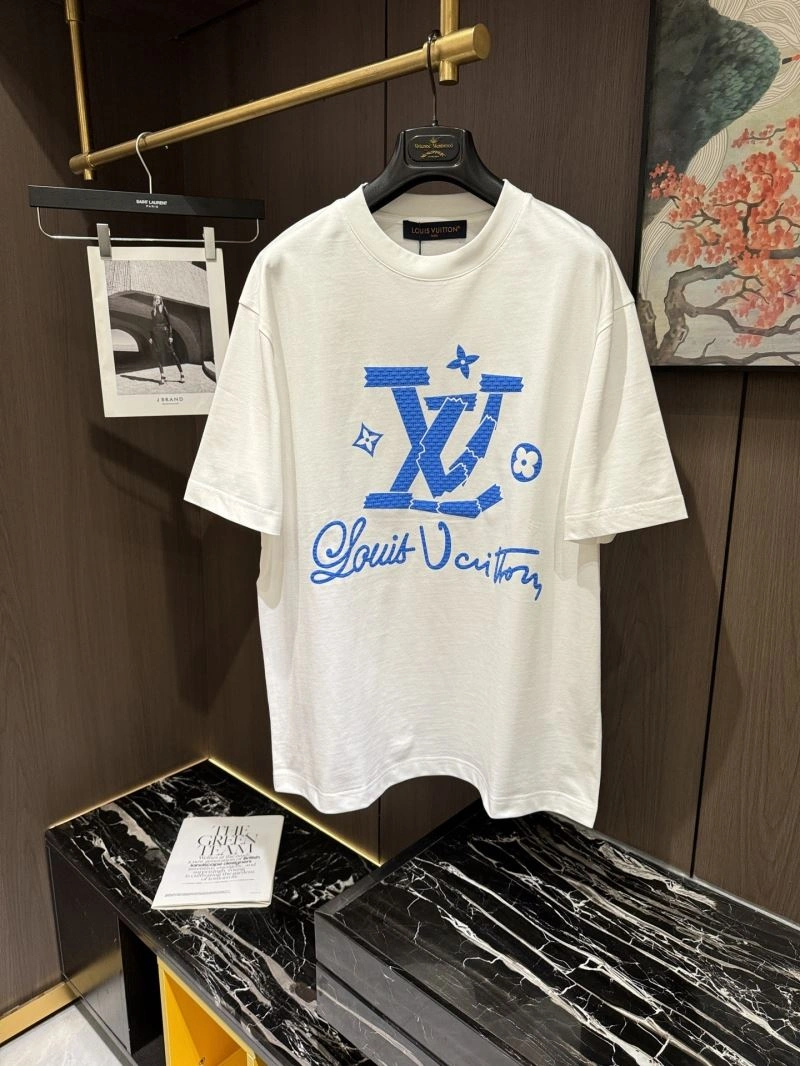 Louis Vuitton T-Shirts Casual 133333