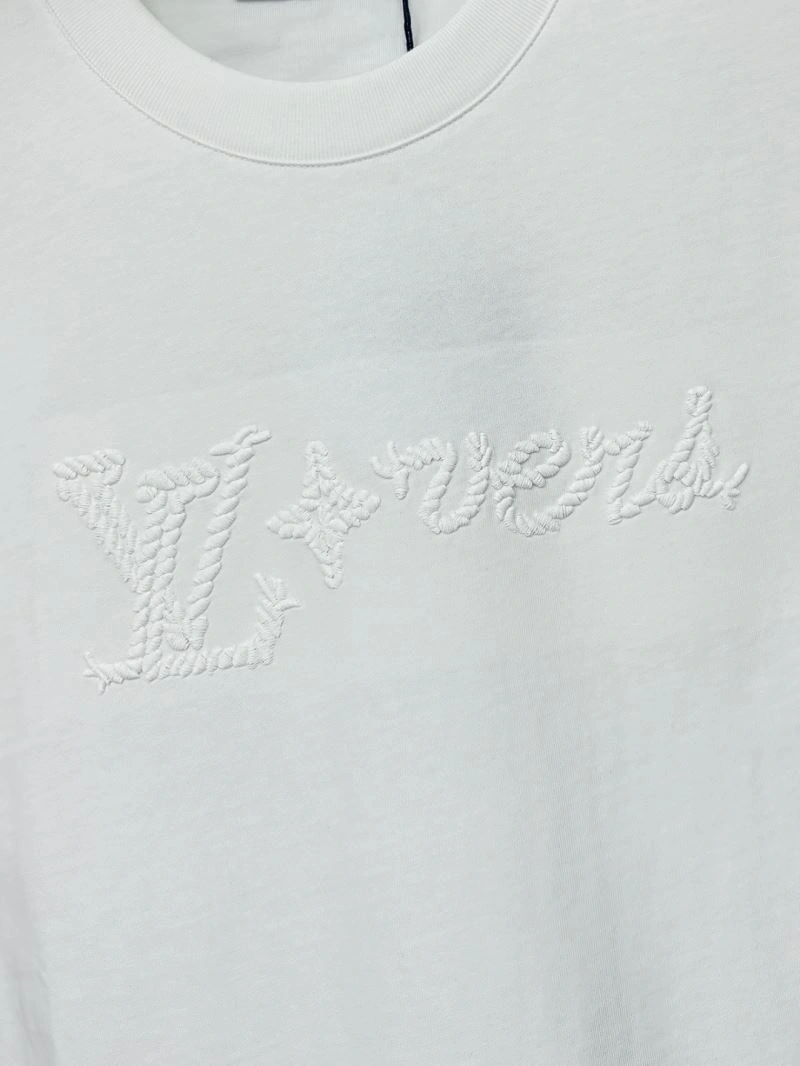 Louis Vuitton T-Shirts WrinkleFree 133312
