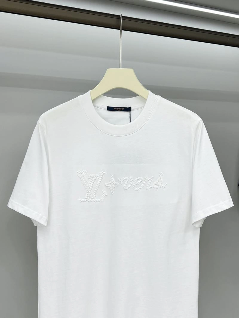 Louis Vuitton T-Shirts WrinkleFree 133312
