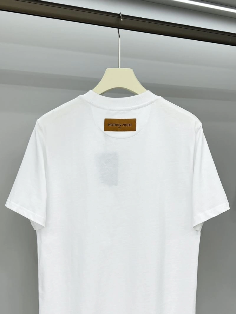 Louis Vuitton T-Shirts WrinkleFree 133312