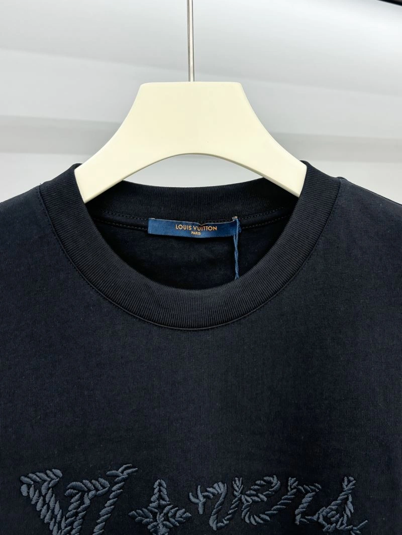 Louis Vuitton T-Shirts Fashionable 133326