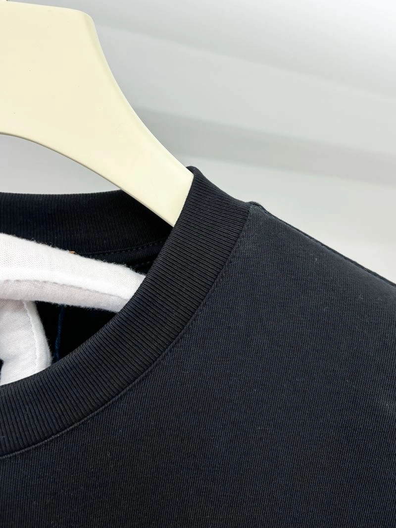 Louis Vuitton T-Shirts Fashionable 133326