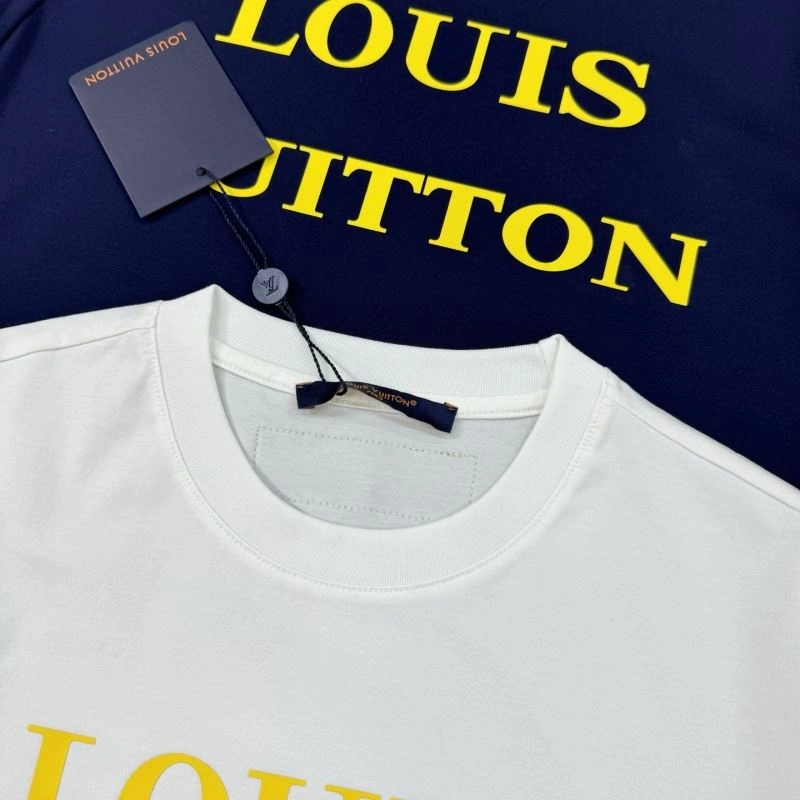 Lightweight Louis Vuitton T-Shirts 133308