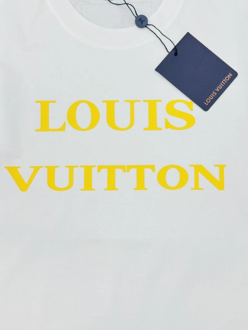 Lightweight Louis Vuitton T-Shirts 133308