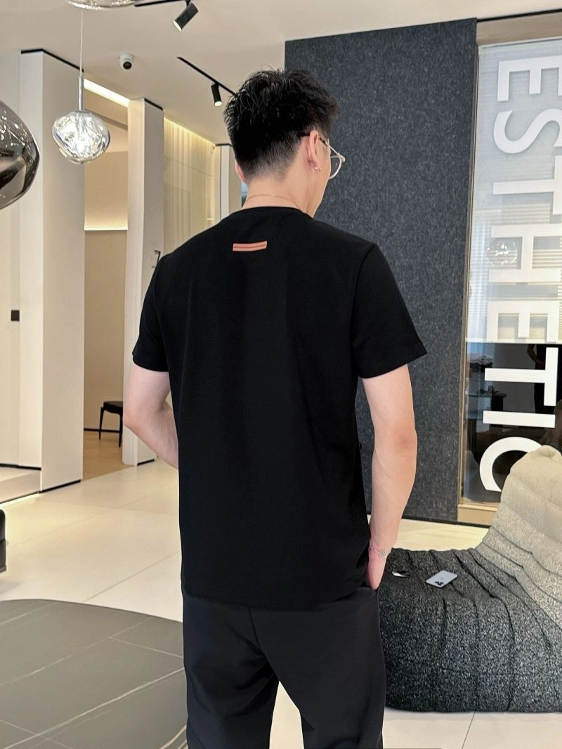 Popular Louis Vuitton T-Shirts 133305