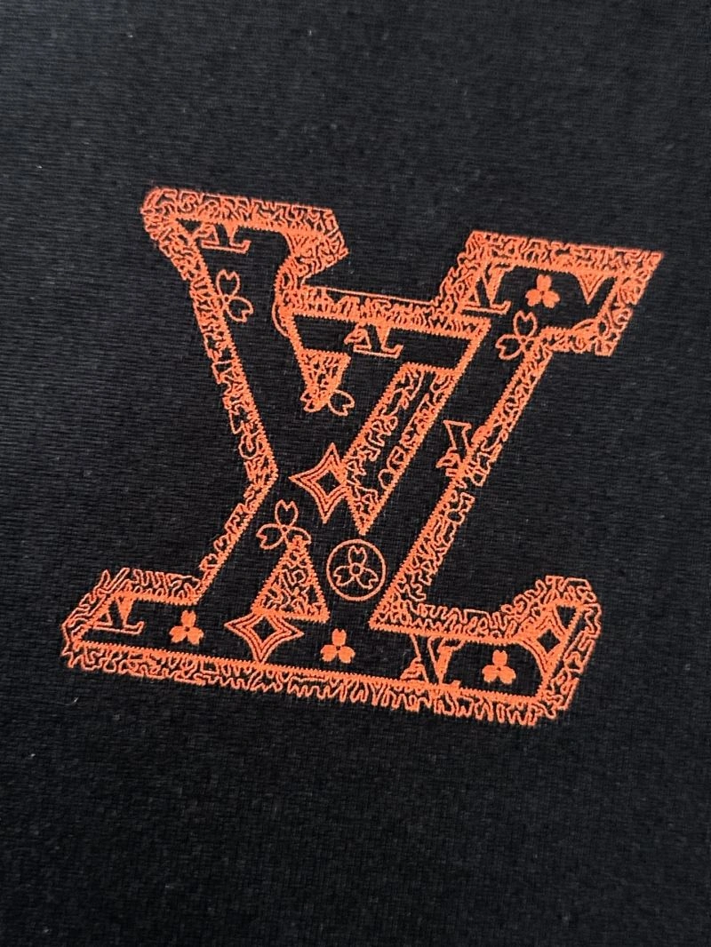 Minimalist Louis Vuitton T-Shirts 133291