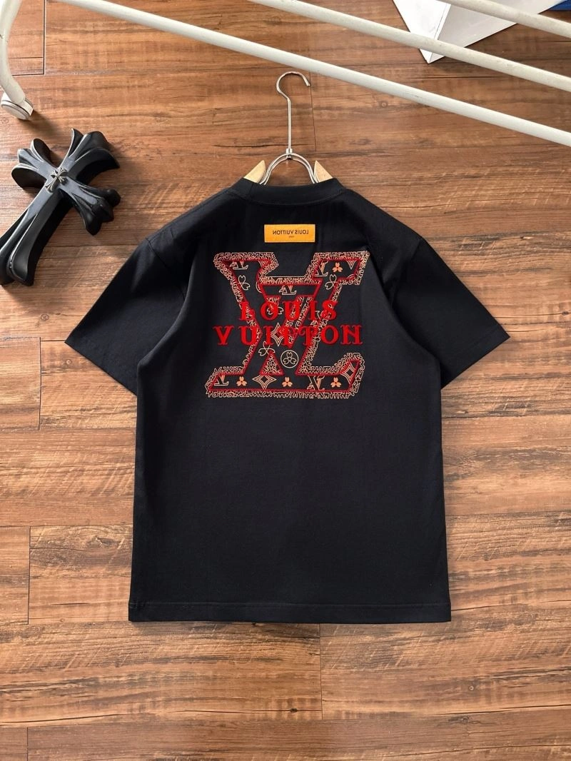 Minimalist Louis Vuitton T-Shirts 133291