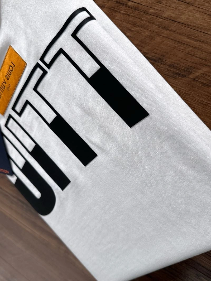 Original Louis Vuitton T-Shirts 133292
