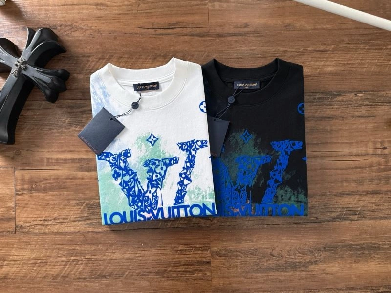 ComfortFit Louis Vuitton T-Shirts 133277