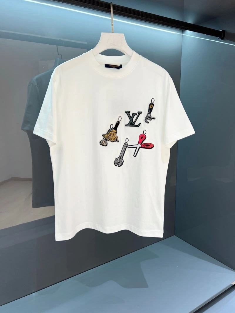 SmoothTexture Louis Vuitton T-Shirts 133281