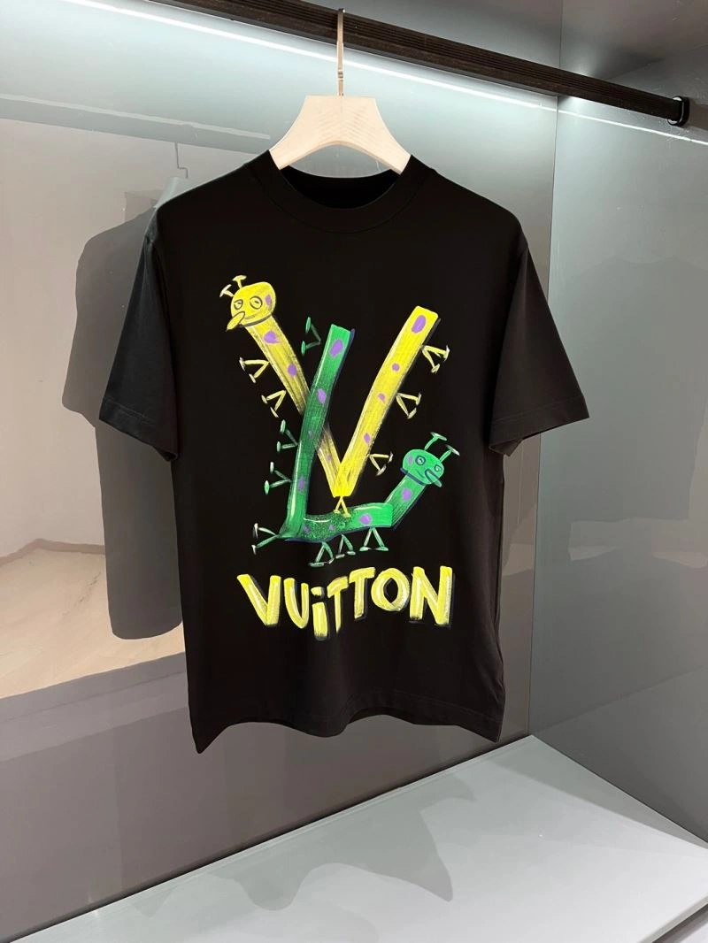 Louis Vuitton T-Shirts Supportive 133300