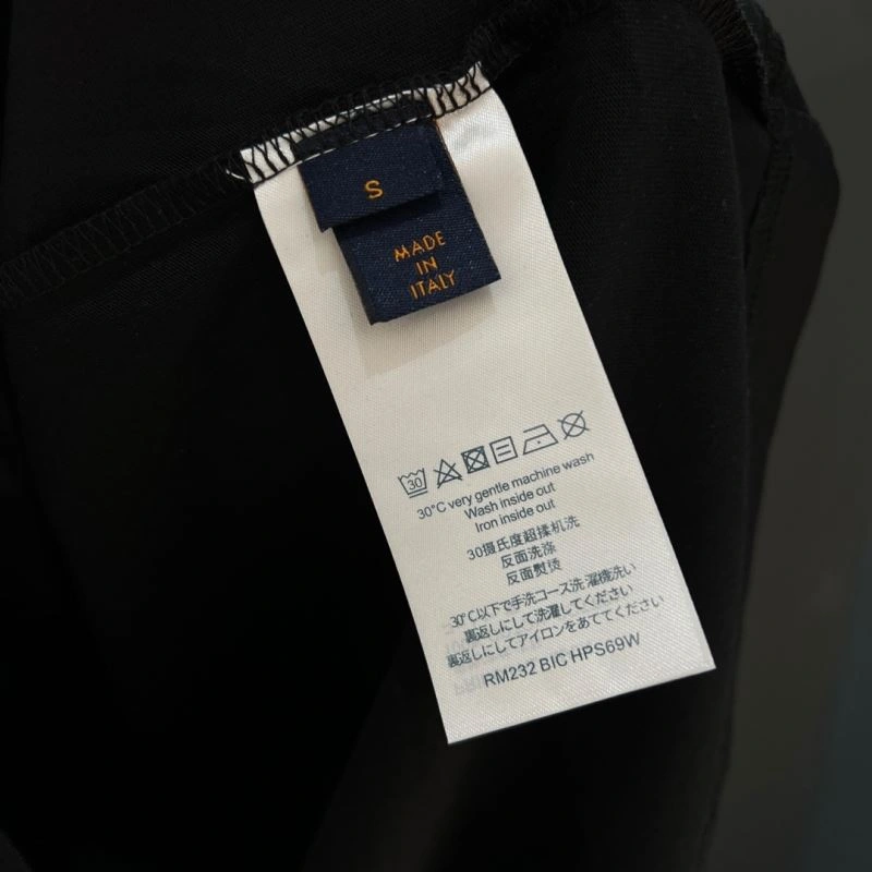 Louis Vuitton T-Shirts Supportive 133300