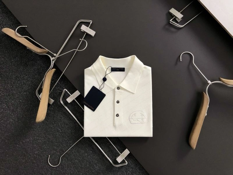Louis Vuitton T-Shirts Bold 133286