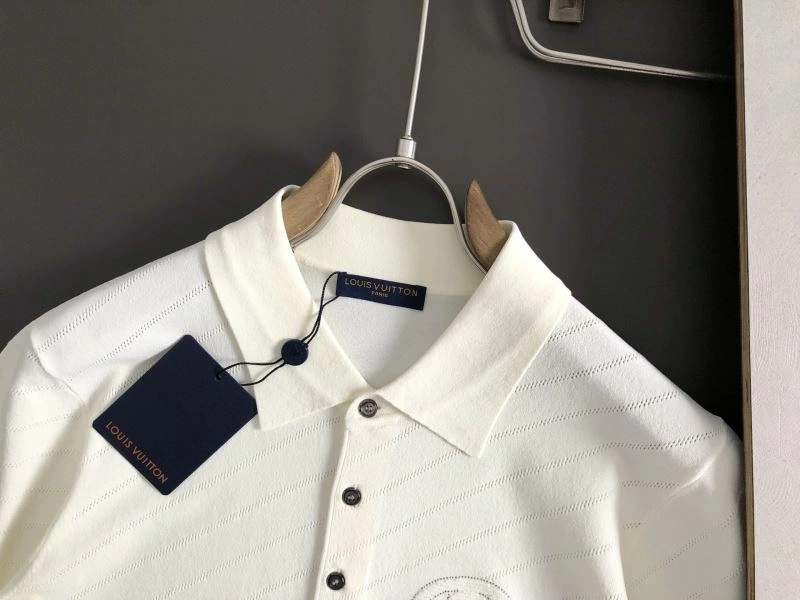 Louis Vuitton T-Shirts Bold 133286