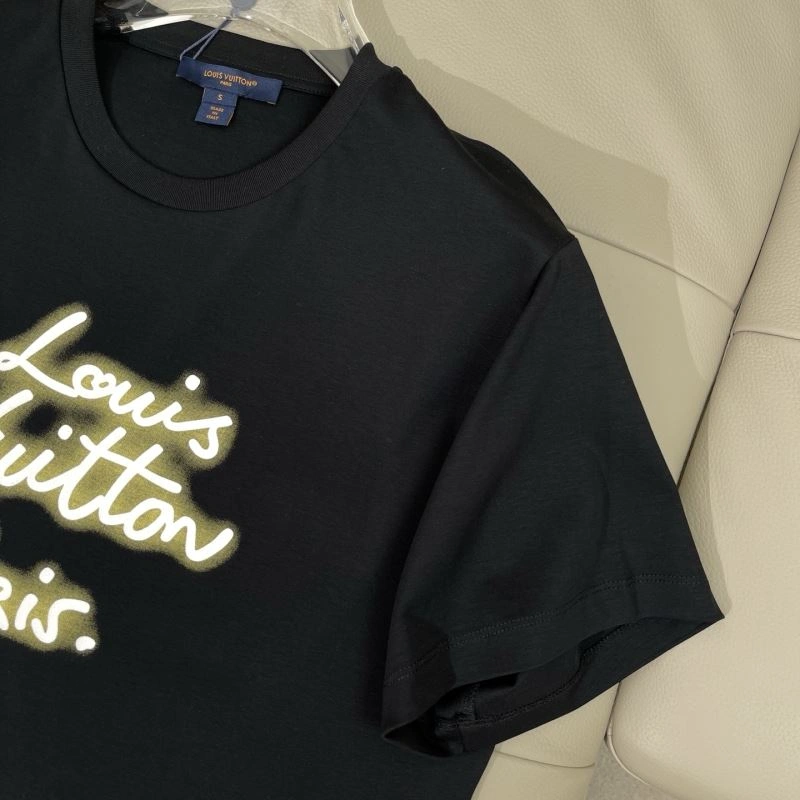 Louis Vuitton T-Shirts Upgraded 133283