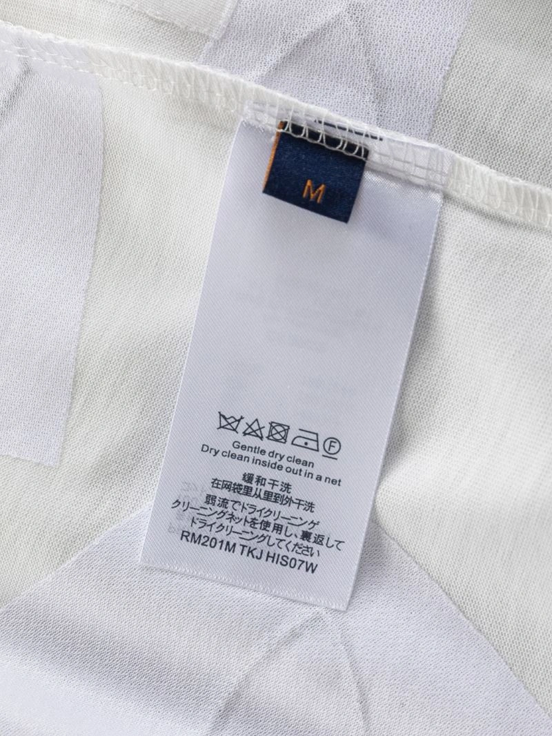 Louis Vuitton T-Shirts Sleek 133298