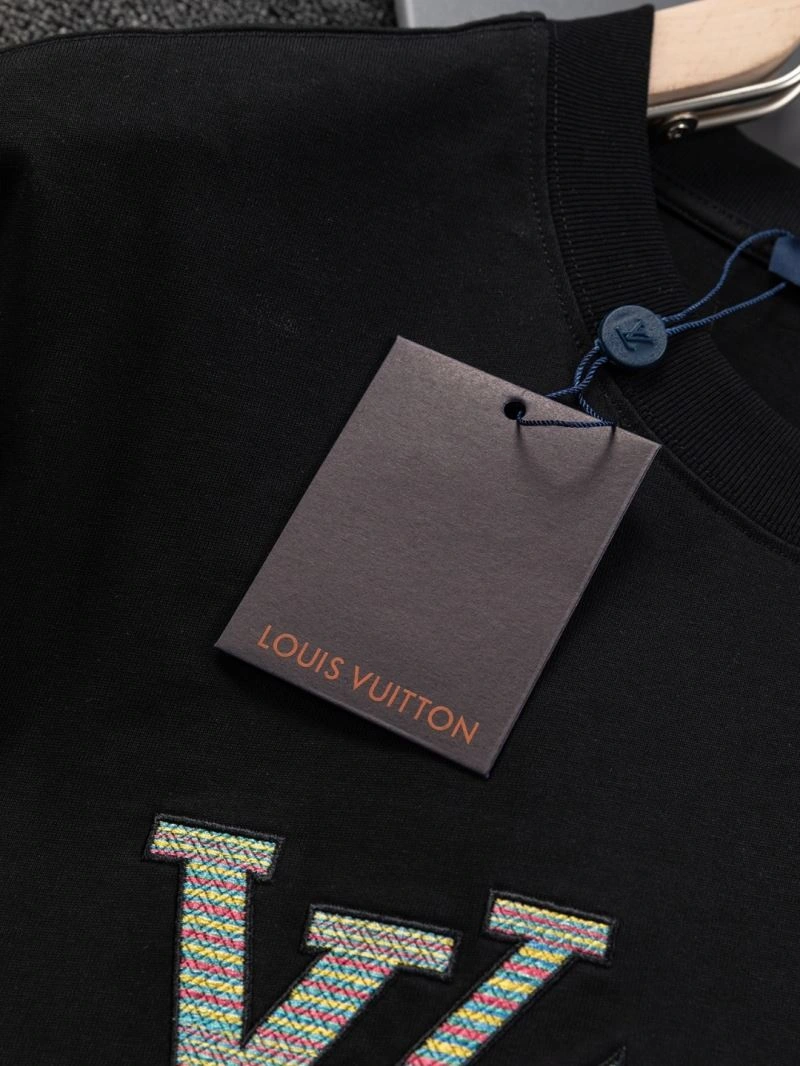 Louis Vuitton T-Shirts OdorResistant 133296