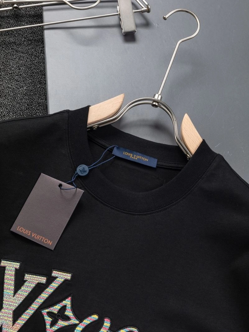 Louis Vuitton T-Shirts OdorResistant 133296