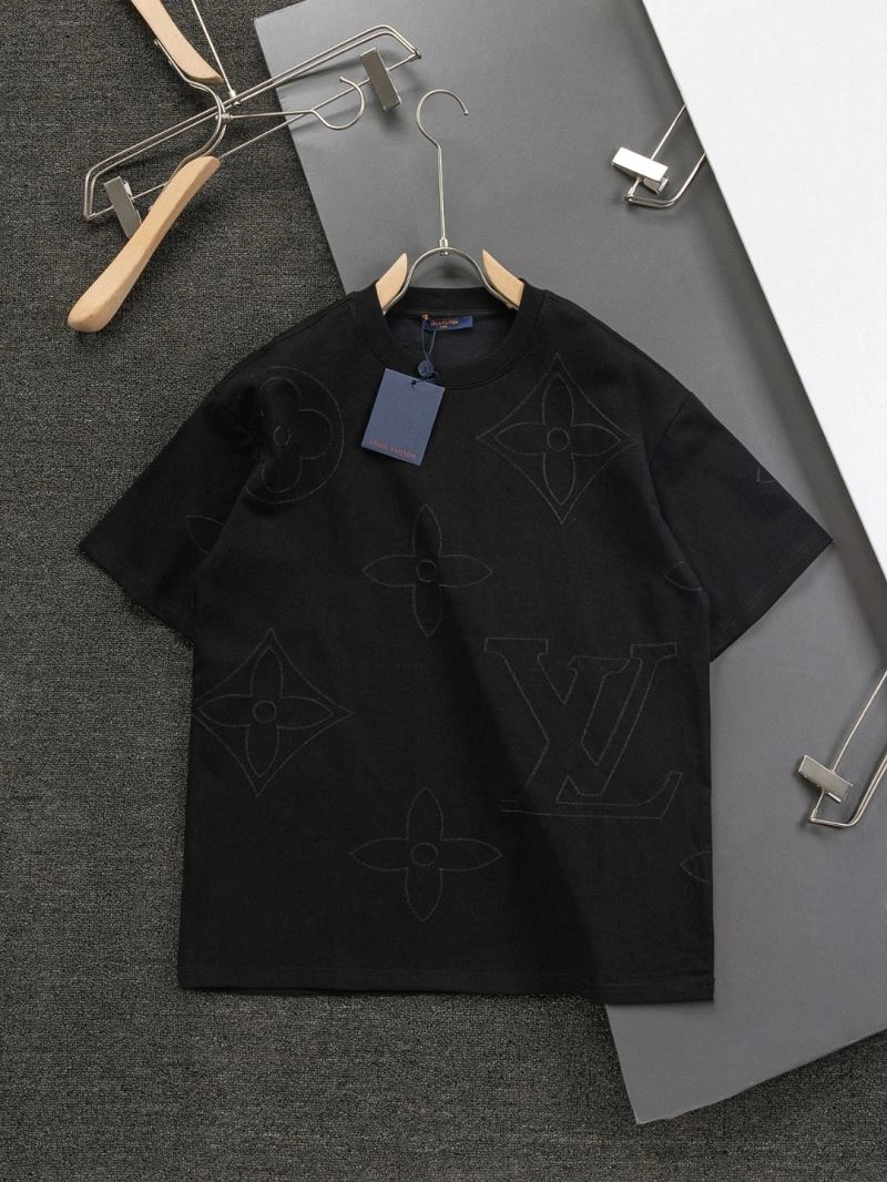 Premium Louis Vuitton T-Shirts 133302