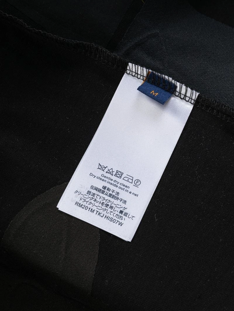 Premium Louis Vuitton T-Shirts 133302
