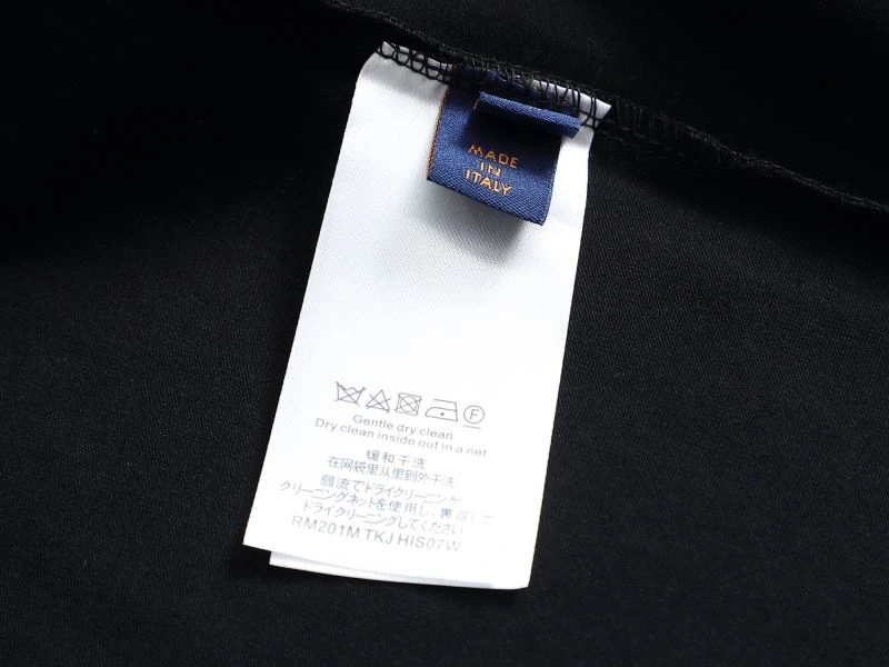 Fashionable Louis Vuitton T-Shirts 133297