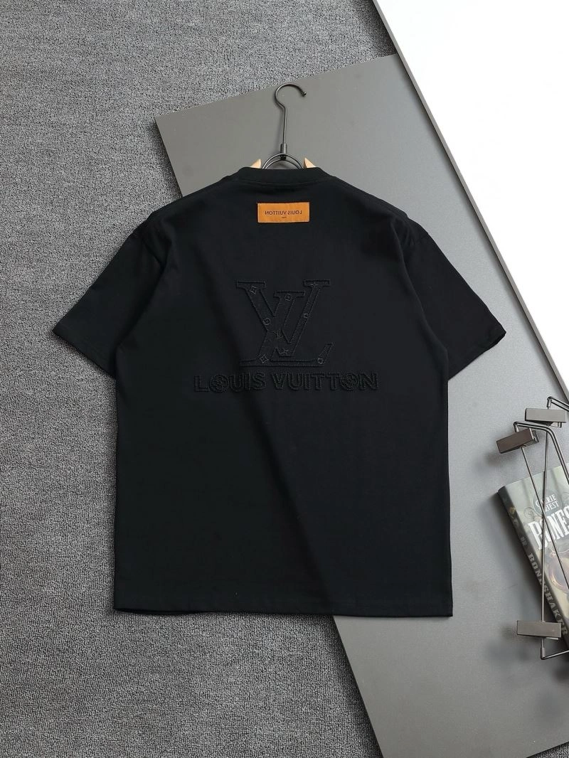 Fashionable Louis Vuitton T-Shirts 133297