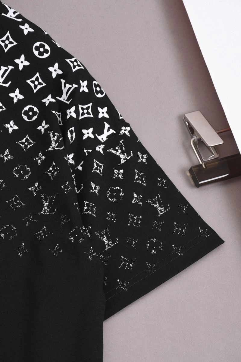 Breathable Louis Vuitton T-Shirts 133269