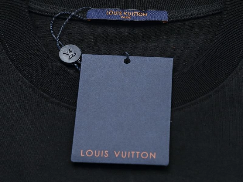 Louis Vuitton T-Shirts Popular 133278