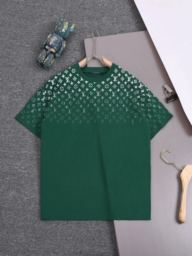 Vibrant Louis Vuitton T-Shirts 133295