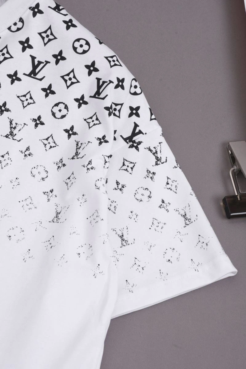 StreetReady Louis Vuitton T-Shirts 133266