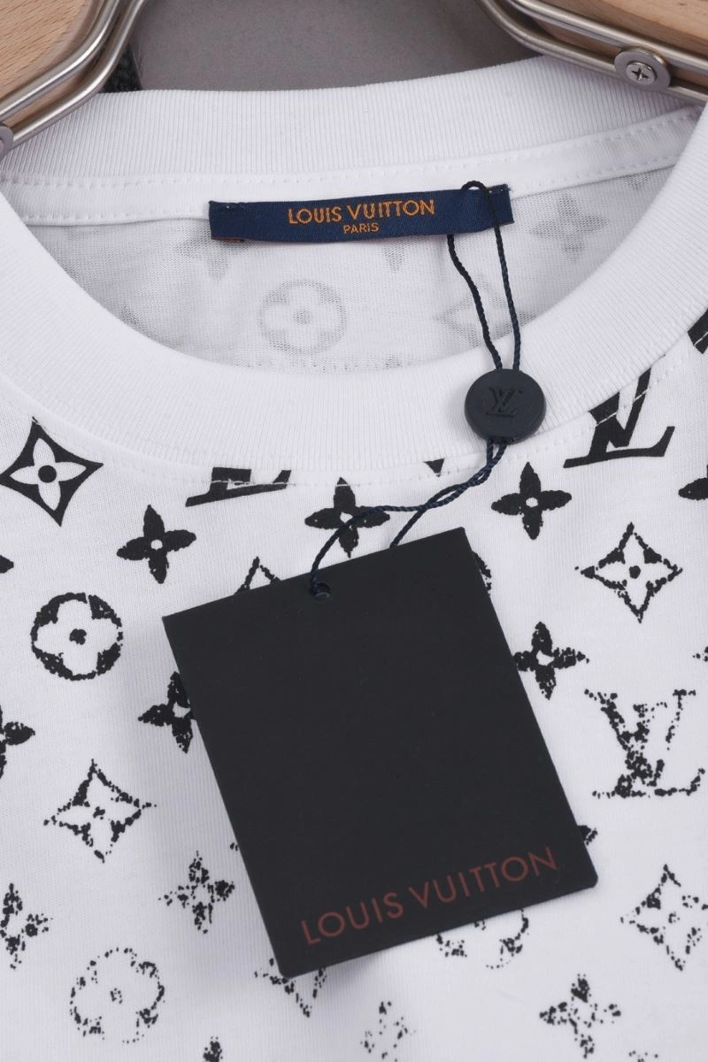 StreetReady Louis Vuitton T-Shirts 133266