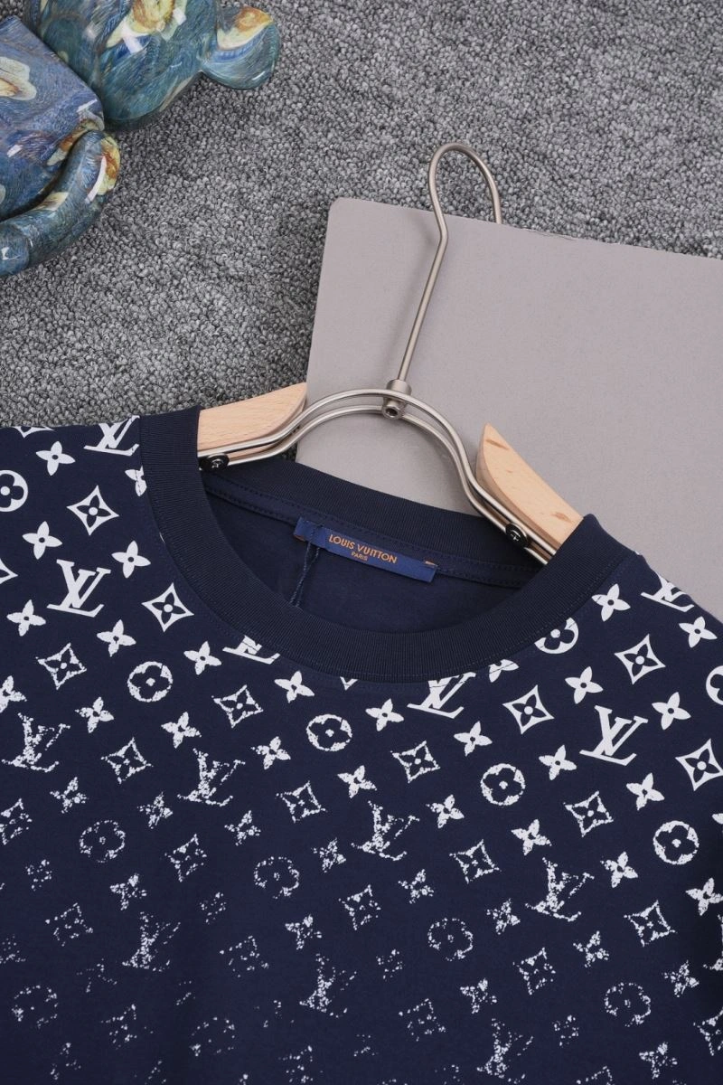 Louis Vuitton T-Shirts Functional 133267