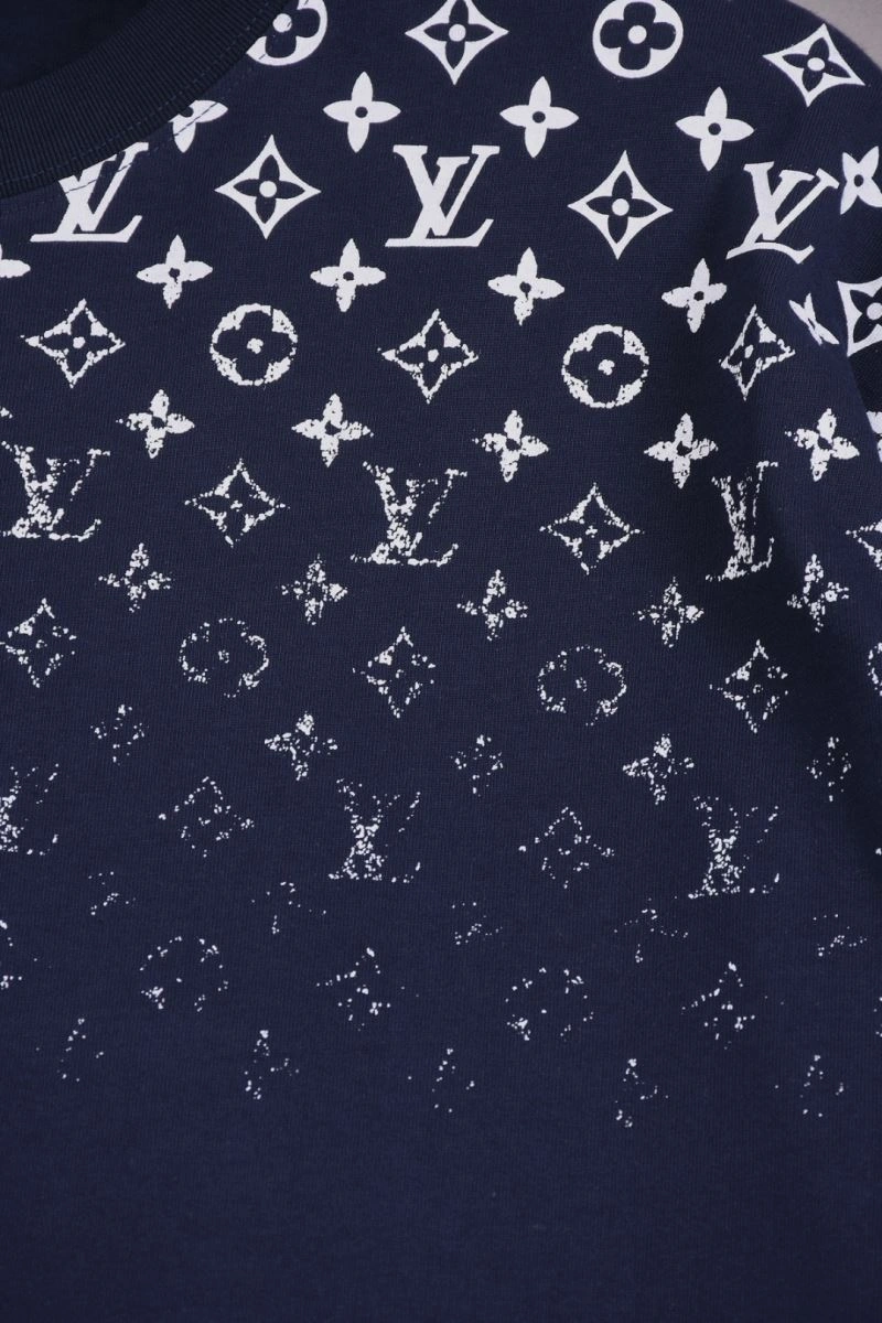 Louis Vuitton T-Shirts Functional 133267