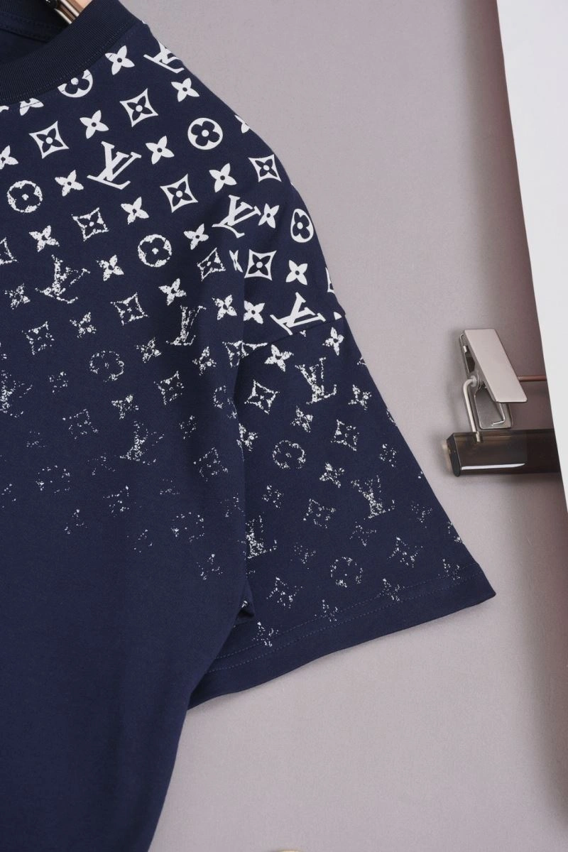 Louis Vuitton T-Shirts Functional 133267
