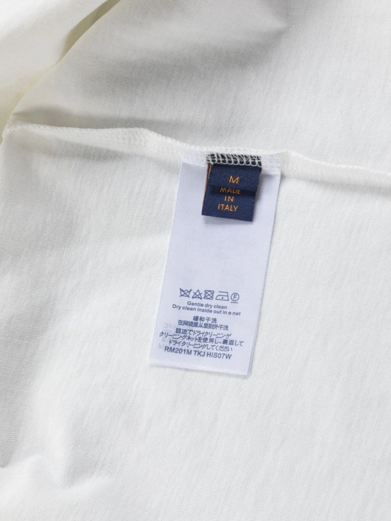 Louis Vuitton T-Shirts UrbanChic 133263