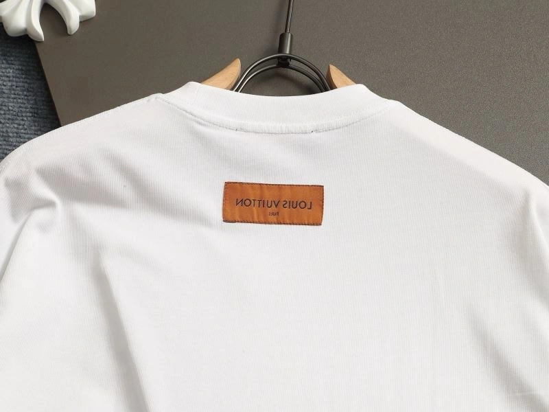 AllSeason Louis Vuitton T-Shirts 133262