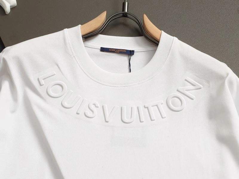 Louis Vuitton T-Shirts Stretchable 133241