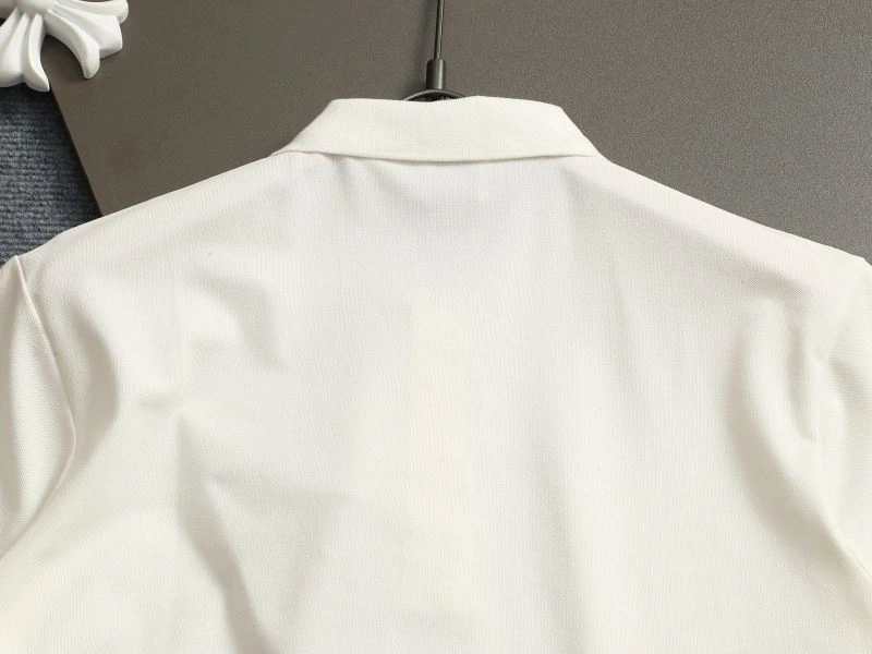 SmartChoice Louis Vuitton T-Shirts 133248
