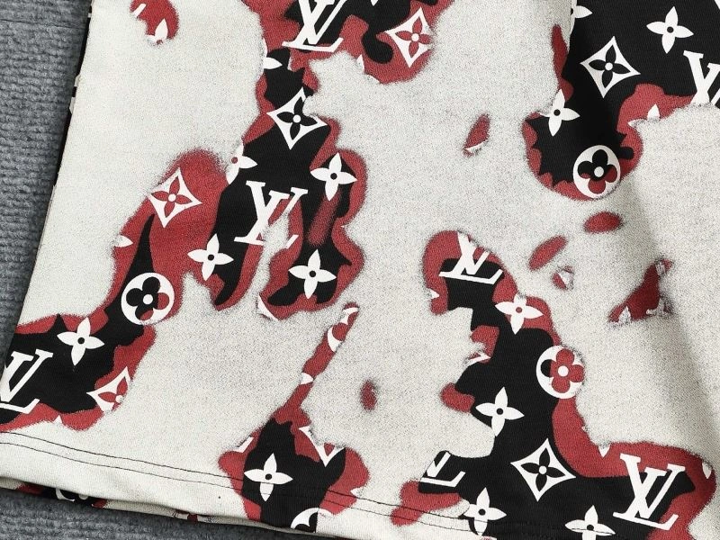 ComfortFit Louis Vuitton T-Shirts 133252