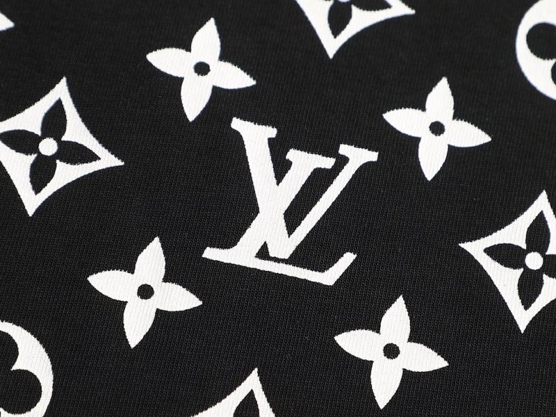 ComfortFit Louis Vuitton T-Shirts 133252
