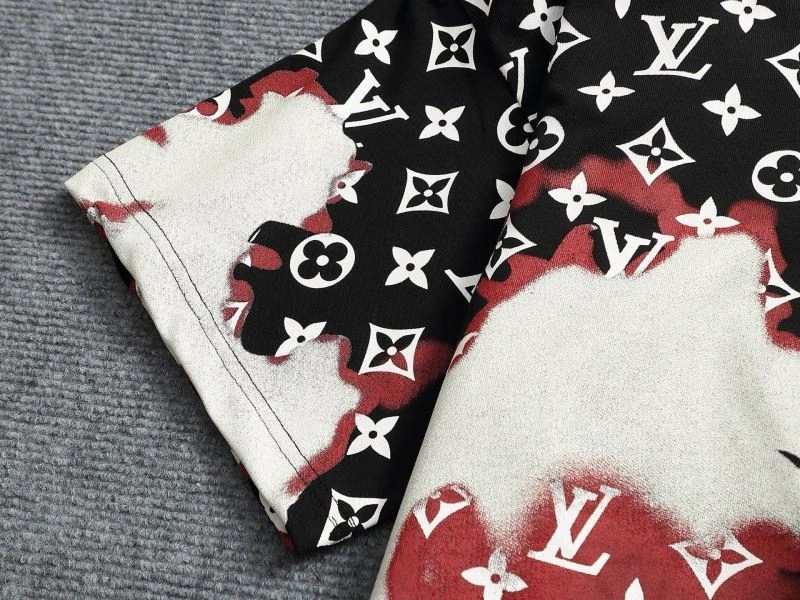 ComfortFit Louis Vuitton T-Shirts 133252