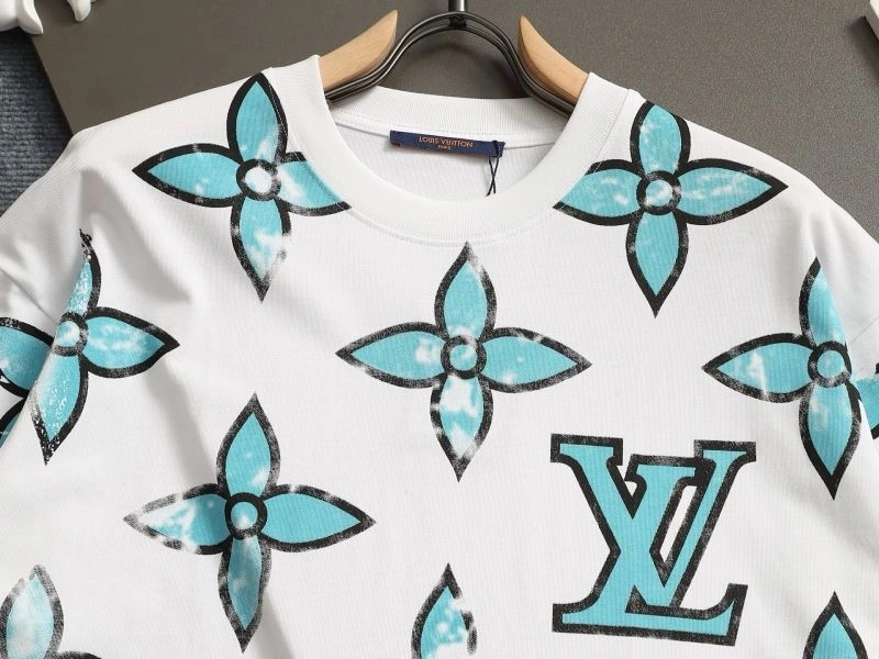 Louis Vuitton T-Shirts Contemporary 133253