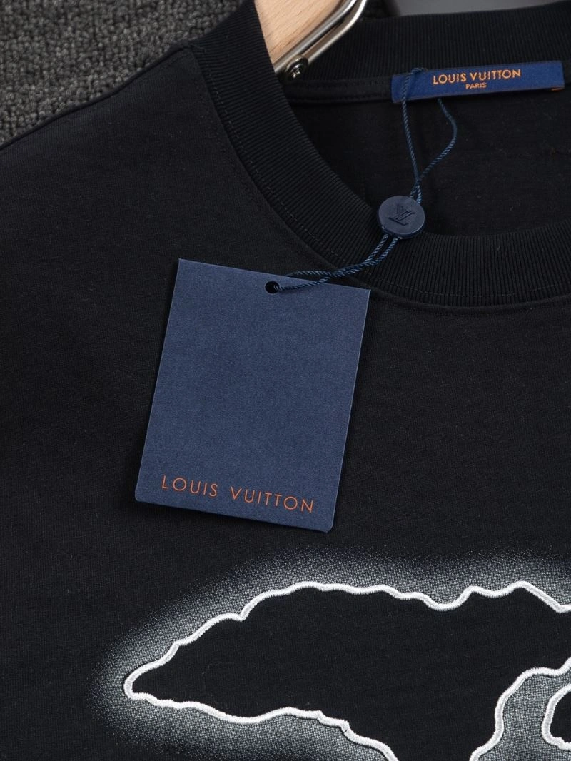 Louis Vuitton T-Shirts Comfortable 133258