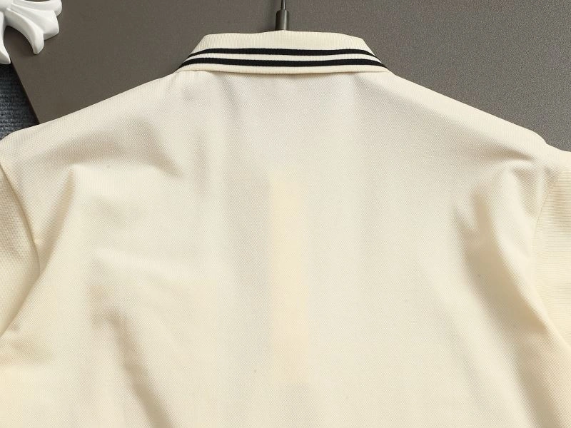 Tailored Louis Vuitton T-Shirts 133247