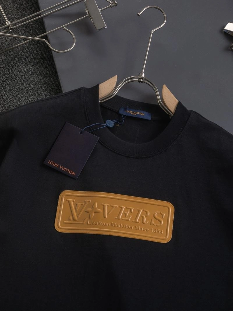Louis Vuitton T-Shirts Refined 133250