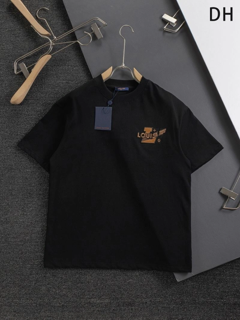 Louis Vuitton T-Shirts Trendsetting 133261