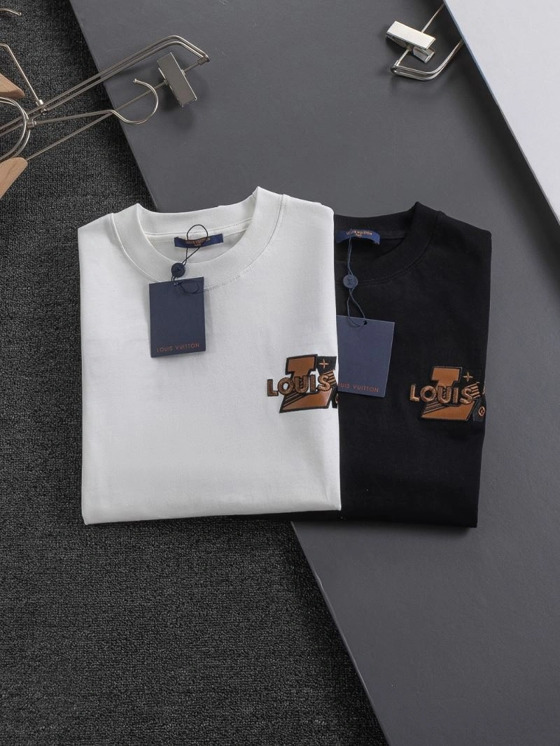 Louis Vuitton T-Shirts Trendsetting 133261