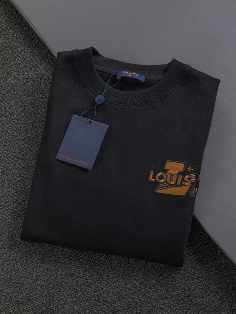 Louis Vuitton T-Shirts Trendsetting 133261