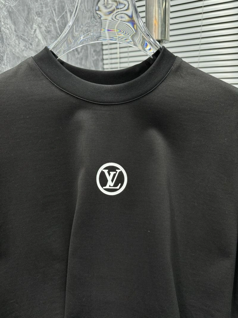 Louis Vuitton T-Shirts Minimalist 133240